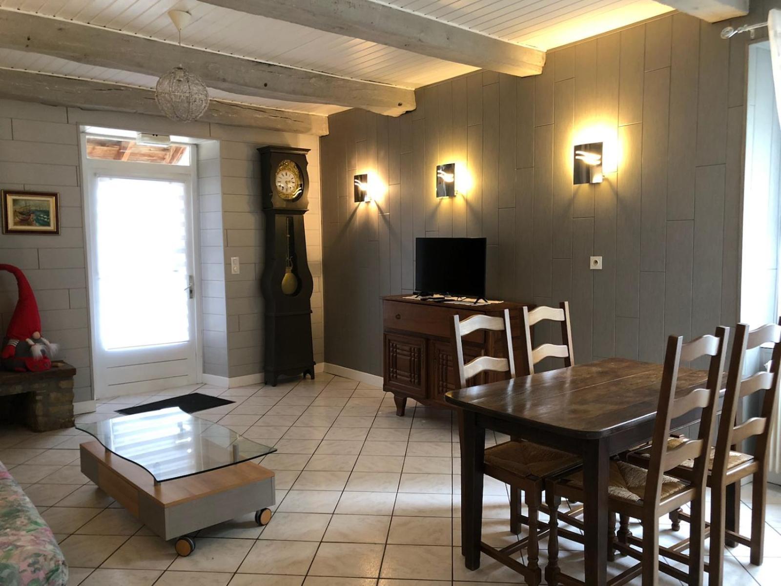 Aux Berges Du Doubs Bed & Breakfast Ougney-Douvot Ngoại thất bức ảnh